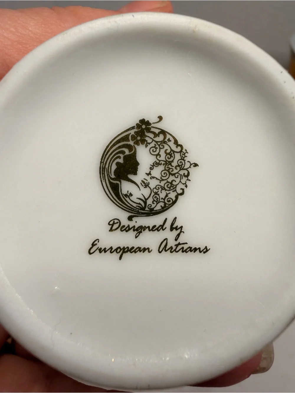 Medusa Premium Porcelain 6-Pc. 24K Gold Plated, Versace Inspired Design, Coffee